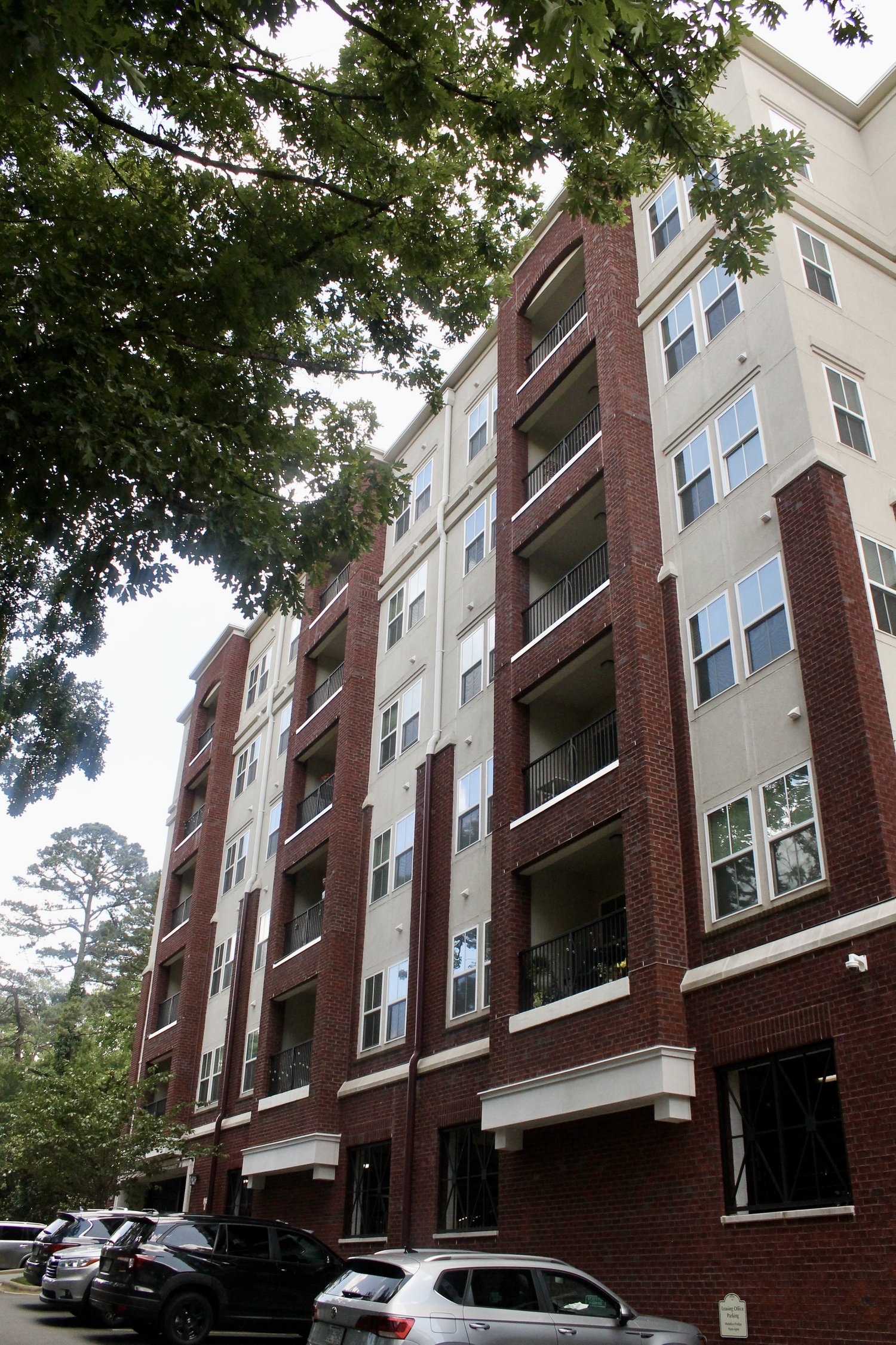 511 Queens