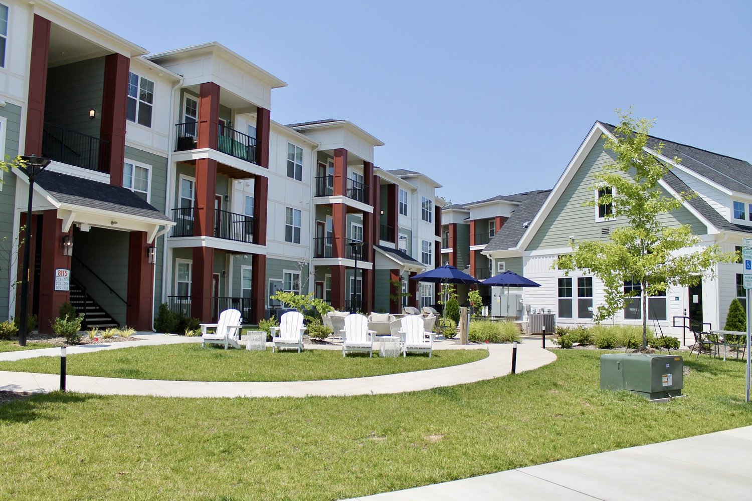 Giddy Hall Apartments